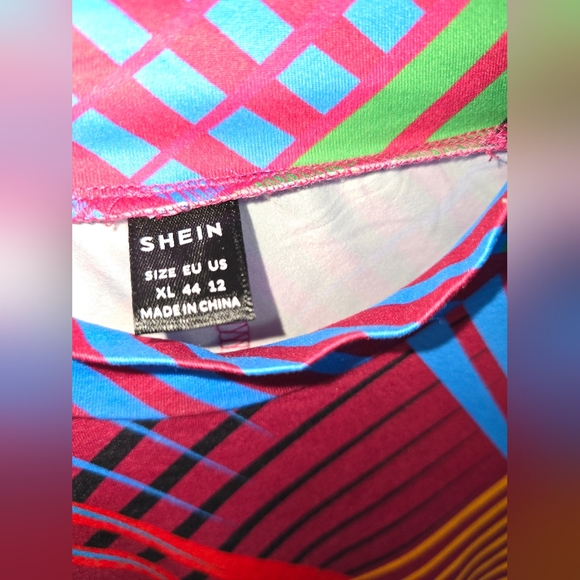 DRESS XL - Picture 4 of 4